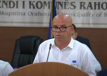 Latifi: Thesari i Shtetit po i sakaton komunat, Qeveria nuk po u jep zgjidhje sfidave të shkaktuara nga kontrata kolektive