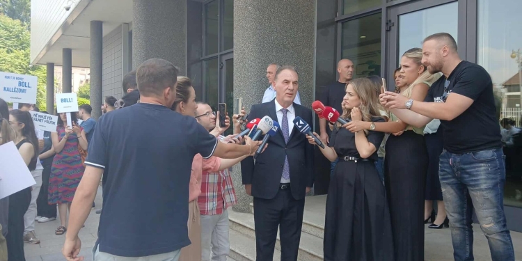 Limaj: Porosia e Gjykatës, konstituimi i Kuvendit është tërësisht vendim i forcave politike