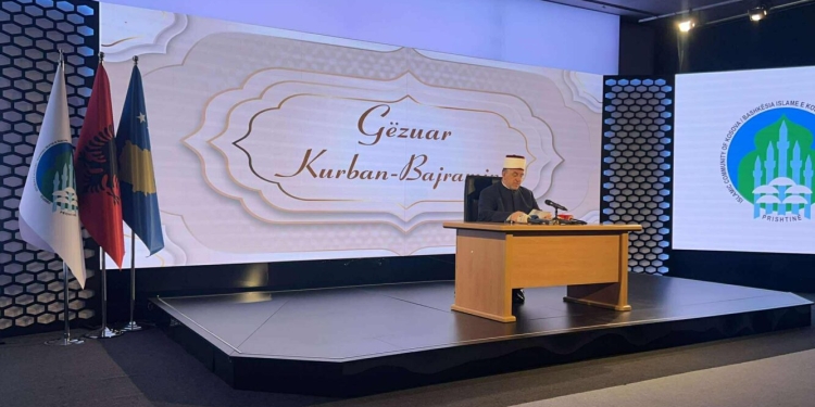 Myftiu Tërnava për Kurban Bajram: Paqja e mëshira e Zotit qoftë mbi ju dhe mbi familjet tuaja