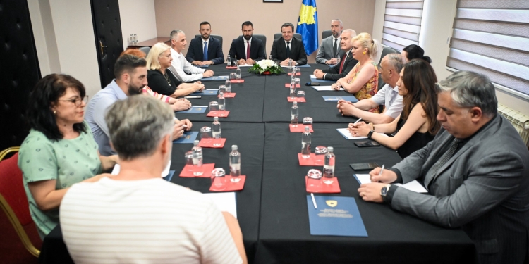 U mbajt takimi i parë i Bordit të Përbashkët i Komunës së Mitrovicës së veriut dhe asaj të jugut
