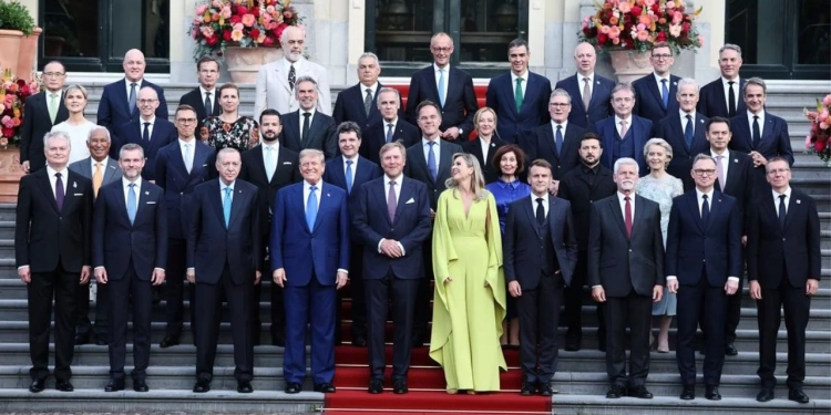 Samiti i NATO-s, një hap pas për Ukrainën, Aleanca armatoset për kërcënime të mundshme nga Rusia