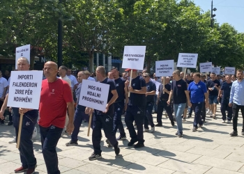 Protestë e bizneseve, kërkesë themelore: të shtyhet për një vit tregu i lirë i energjisë