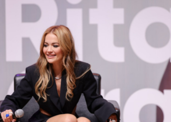 Rita Ora flet për herë të parë për rolin si njerkë: Jam si zana e mirë