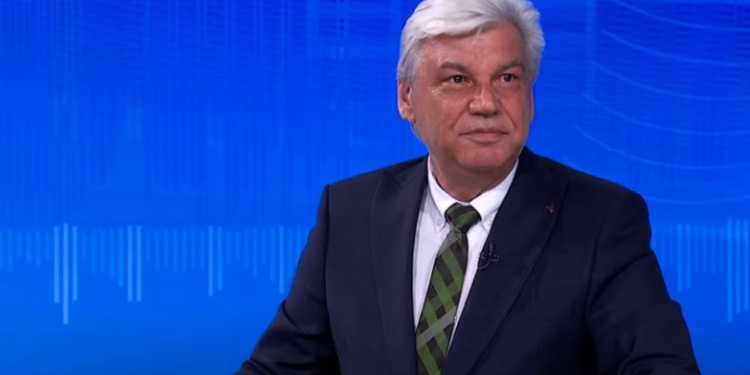 Çka pas 30 ditësh? Flet Kadri Kryeziu, ish-gjyqtari i Gjykatës Kushtetuese