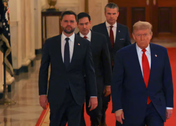 Trump paralajmëron Iranin: Bëni paqe, përndryshe do të ketë sulme të tjera
