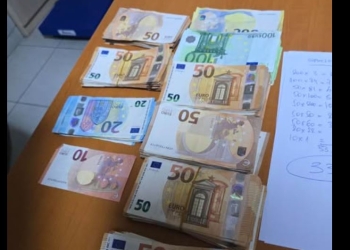 Dogana kap 55 mijë euro të padeklaruara në Vërmicë