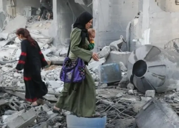 Izraeli vret së paku 27 persona derisa po prisnin për ndihma