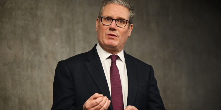 Starmer: Mbretëria e Bashkuar do të arrijë 4.1% të PBB-së për mbrojtje dhe siguri në vitin 2027