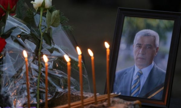 Ivanoviq u ekzekutua pasi refuzoi t’i nënshtrohej Listës “Srpska”, kryeorganizatori i vrasjes ishte Milan Radoiçiq i mbështetur nga shteti serb, konstaton Themelorja