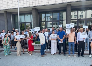 Çka u tha në protestën e sotme të shoqërisë civile para parlamentit?