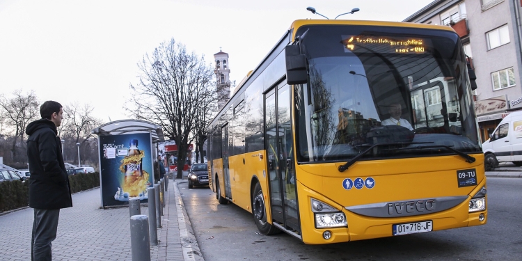Komuna e Prishtinës me borxhe ndaj operatorëve të transportit urban – qindra mijëra euro të papaguara