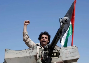 Houthi-t marrin përgjegjësinë për sulmin me raketa ndaj Izraelit