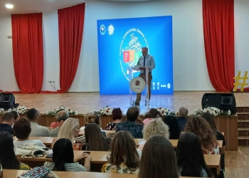 Hapet edicioni i 24-të i UNISUM 2025 në Prishtinë, Hajrullahu: Studentë nga mbarë bota