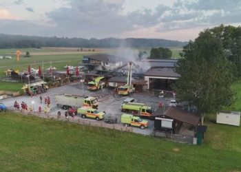 Digjet restoranti në aeroportin e Cyrihut