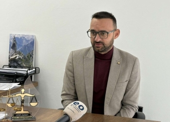 Jashari: Arrestimi i zyrtarit policor, goditje për ata që veprojnë kundër interesave të Kosovës