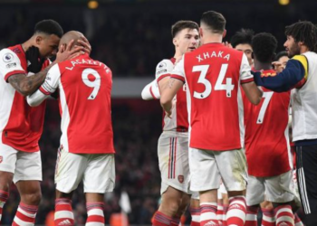 Arteta i kërkon Arsenalit të nënshkruajë me mbrojtësin 60-milionësh