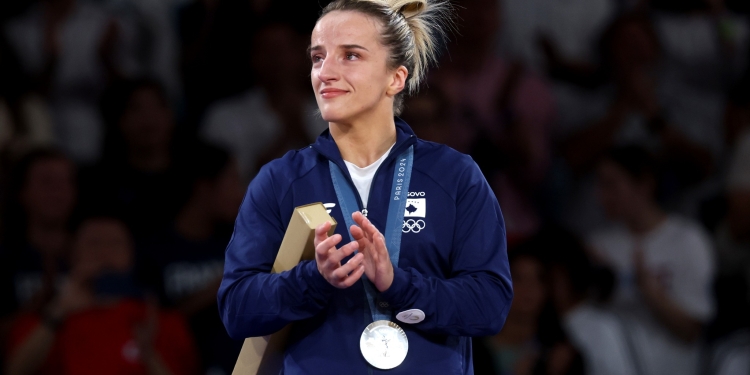 Përvjetori i një suksesi historik: Një vit nga medalja e dytë olimpike e Distria Krasniqit në Paris