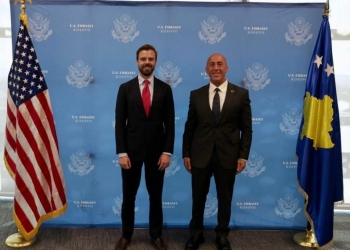 Haradinaj takohet me zyrtarin e lartë amerikan: Theksova rëndësinë e forcimit të marrëdhënieve