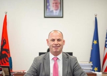 Lladrovci: Qytetarët e Drenasit e kanë fjalën e fundit, bashkë, vazhdojmë, +4