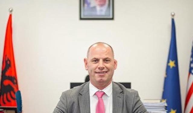 Lladrovci: Qytetarët e Drenasit e kanë fjalën e fundit, bashkë, vazhdojmë, +4