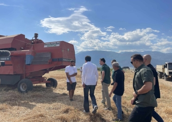 Kurti dhe Peci ndjekin nga afër ecurinë e korrje-shirjeve të Suharekës