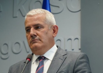 Sveçla për zëvendësimet e komandantëve të Policisë: Çdo veprim që ngrit gatishmërinë, ne e përkrahim