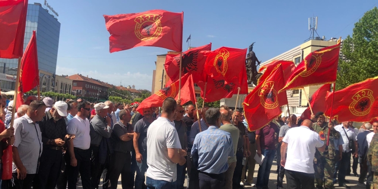 Më 16 korrik merret vendimi për mocionin e ish-krerëve të UÇK-së, OVL-UÇK ka një thirrje për Specialen