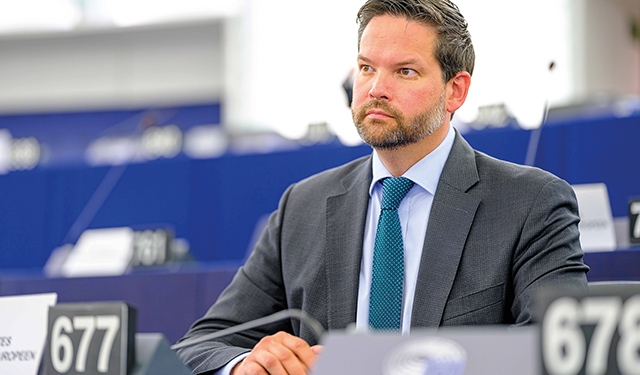 Eurodeputeti : Kosova meriton një parlament aktiv dhe një qeveri të qëndrueshme