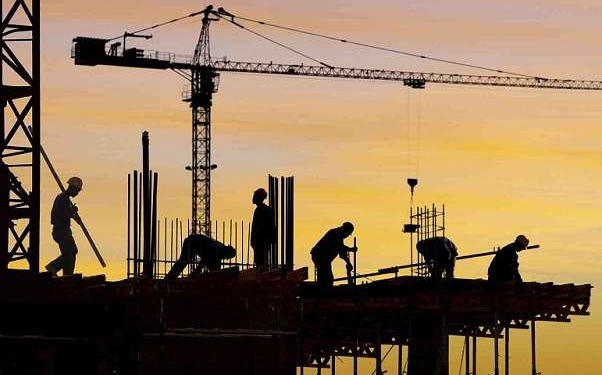 Vdekja e punëtorëve në Gjakovë, kërkohet 30 ditë paraburgim ndaj investitorit dhe punëkryesit