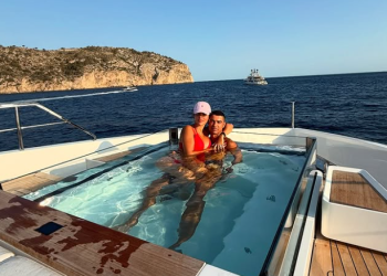 Ronaldo po i kalon pushimet në Greqi
