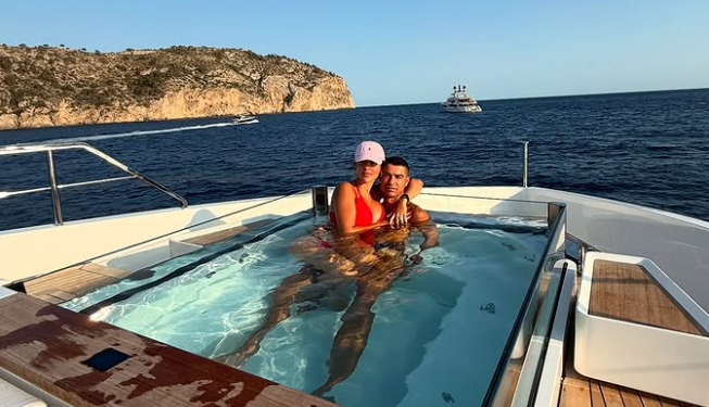 Ronaldo po i kalon pushimet në Greqi