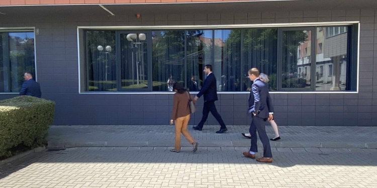 Prattipati doli nga objekti i Presidencës së Kosovës
