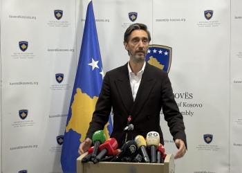 Uran Ismaili shpallë kandidaturën për Kryetar të Prishtinës: Është nderi i jetës me i shërby kryeqytetit