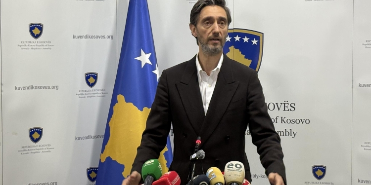 Uran Ismaili shpallë kandidaturën për Kryetar të Prishtinës: Është nderi i jetës me i shërby kryeqytetit