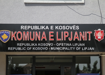 Imri Ahmeti akuzohet publikisht se po favorizon një ‘penthouse’ pa leje në qendër të Lipjanit – nga komuna e mohojnë