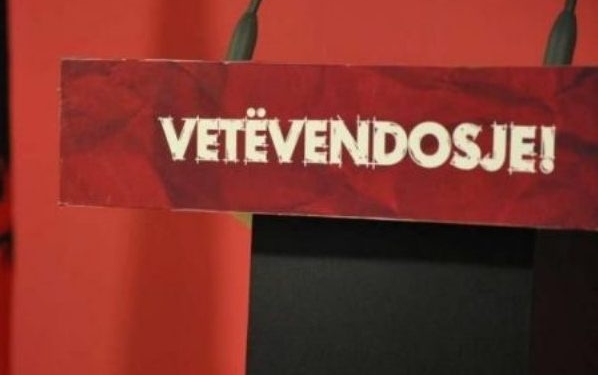 Vetëvendosja nuk do t’ia dijë: nuk ndalet së referuari deputetëve si “ministra”