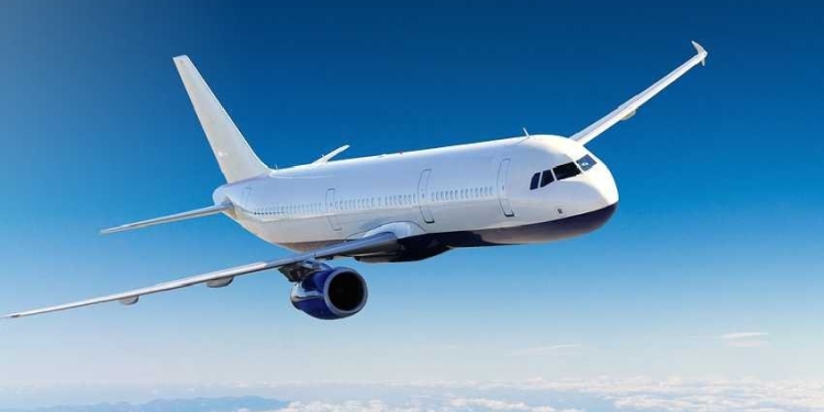Panik në fluturimin Palma-Manchester, 18 të lënduar pas alarmit të rremë për zjarr