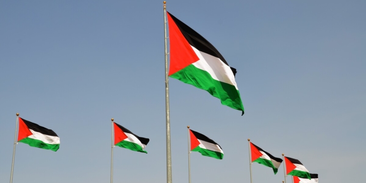 “Hamasi nuk do të sundojë”/ Presidenti i Autoritetit Palestinez i bën thirrje grupit terrorist të dorëzojë armët
