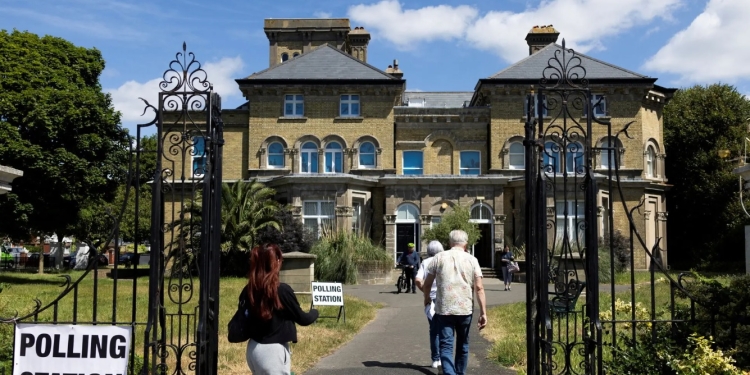 Britania e Madhe planifikon t’i lejojë edhe 16 vjeçarët të votojnë