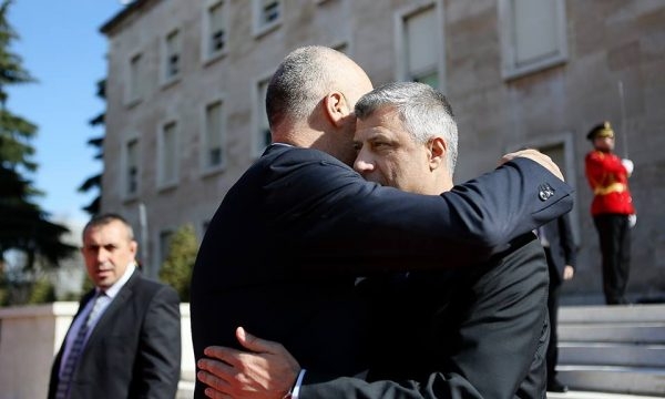 Endrit Thaçi uron Edi Ramën: Sot feston ditëlindjen miku më lojal i babait