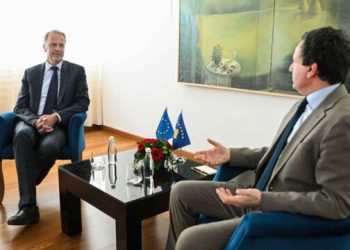 “S’ka kohë për të humbur”| BE kërkon të respektohet vendimi i Gjykatës dhe të krijohet shumica për zgjedhjen e kryeparlamentarit