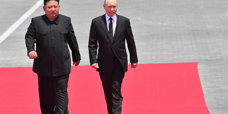 Putini dhe Kim Jong Un marrin pjesë në paradën në Pekin