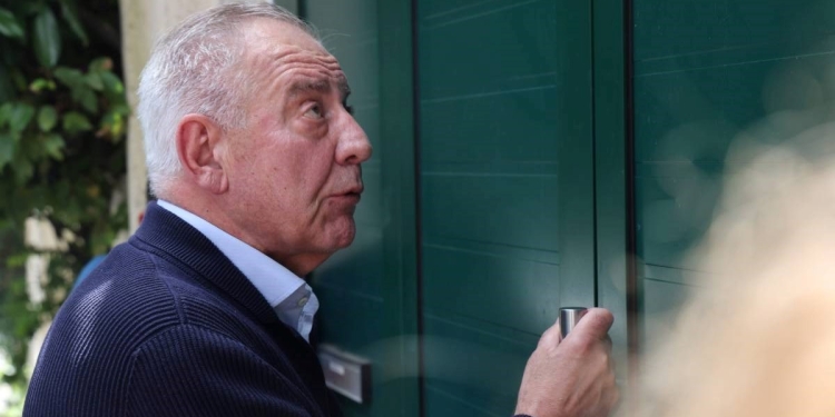 Ish-kryeministri kroat lirohet nga burgu