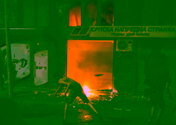 Vazhdojnë përleshjet mes protestuesve dhe policisë në tri qytete serbe