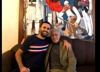Djali i Jakup Krasniqit me mesazh emocional para protestës: Protestoni sot, bashkë me ne