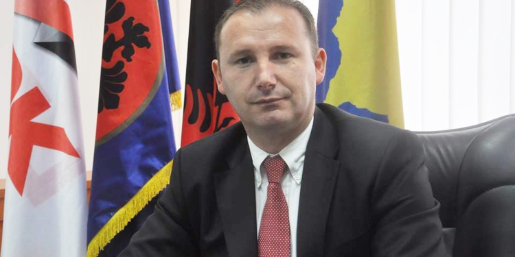Zemaj, Kurtit: Vetëm një kompani farmaceutike ka marrë mbi 70 milionë për furnizim me barna