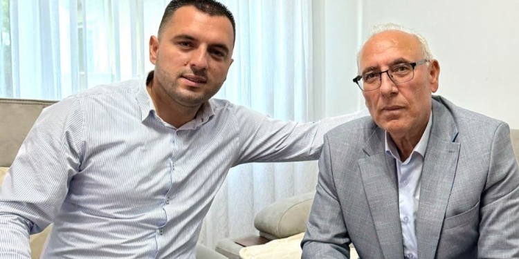 “Prej nëntë muajsh s’më lejohet ta takoj babain në Hagë” – reagimi prekës i Fahri Fazliut, djalit të Fadil Fazliut