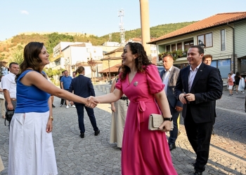 Osmani në “DokuFest”: E ka shndërruar Prizrenin në kryeqendër të kulturës, filmit dhe ideve të reja