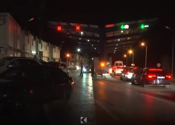Gjendja në pikat kufitare në mbrëmje, pritjet arrijnë deri në 2 orë