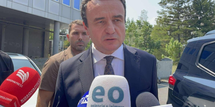 Kurti: Qeveria gjithmonë ka respektuar aktgjykimet e Gjykatës Kushtetuese